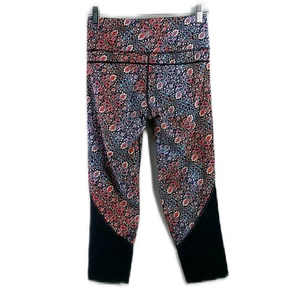 Athleta - Patterned Crop Workout Pants - XS - Picture 5 of 6